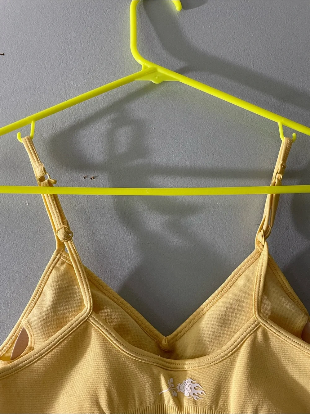 Civil Regime Pastel Yellow Seamless Sports Bra